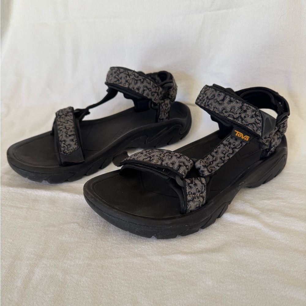 Teva Terra Fi 5 men's sandals, size 9